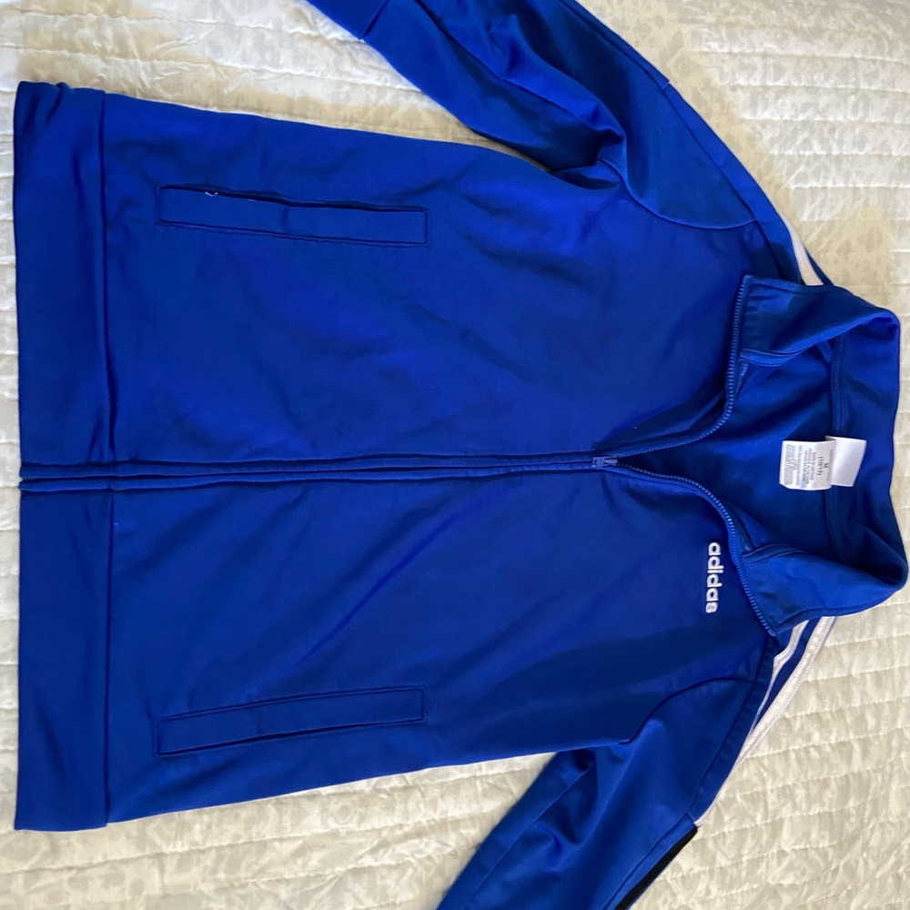 Blue adidas jacket• kids• good condition• (10-12)•Zip up•